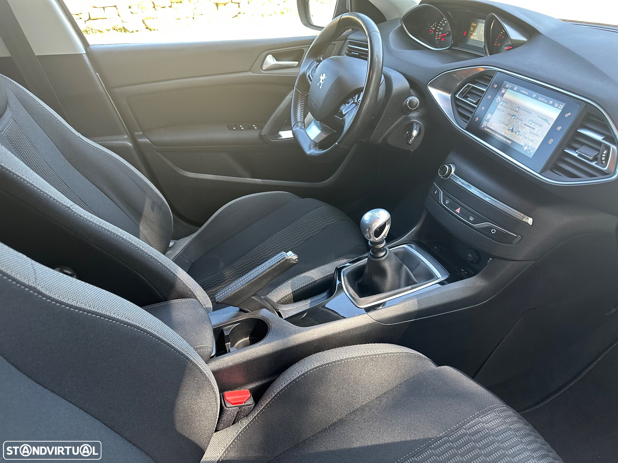 Peugeot 308 1.6 BlueHDi Style - 14