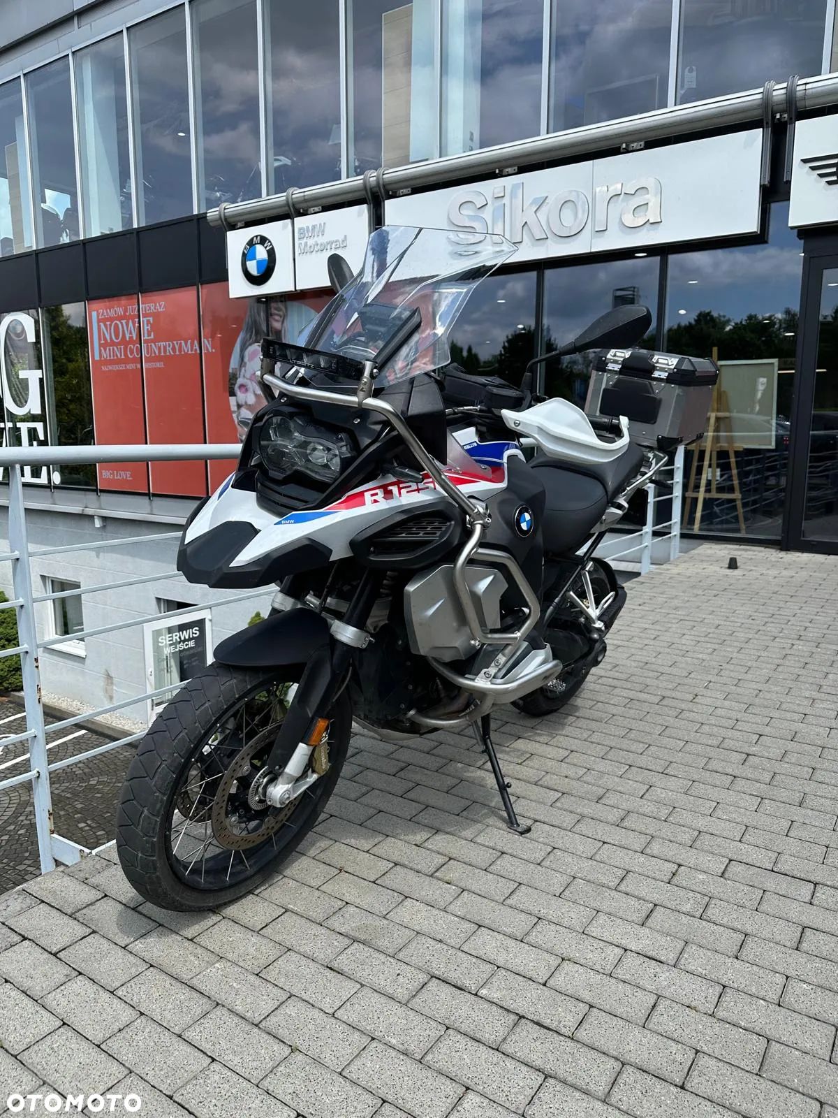 BMW R - 1