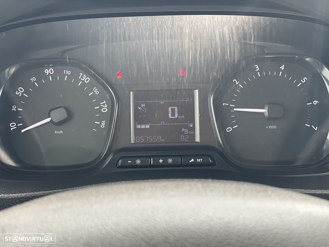 Toyota Proace 2.0 D-4D L2 6L - 38