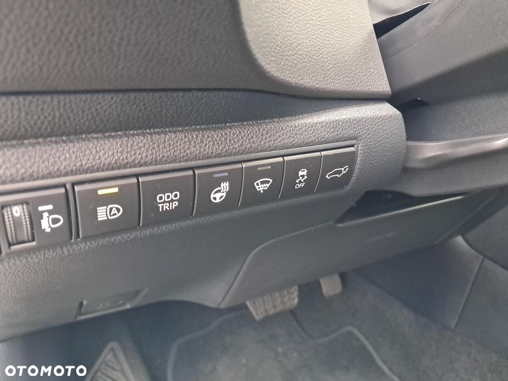 Toyota Corolla 2.0 Hybrid GR Sport - 13