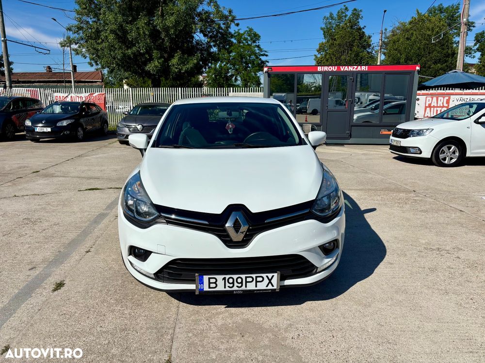 Renault Clio - 8