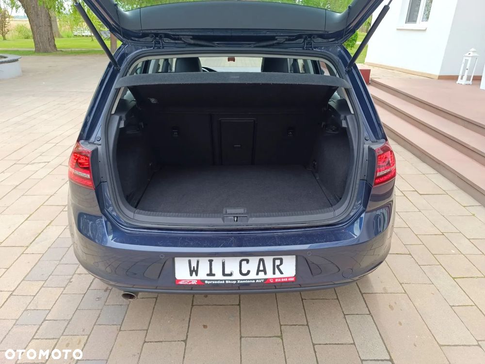 Volkswagen Golf 1.6 TDI BlueMotion Comfortline - 37