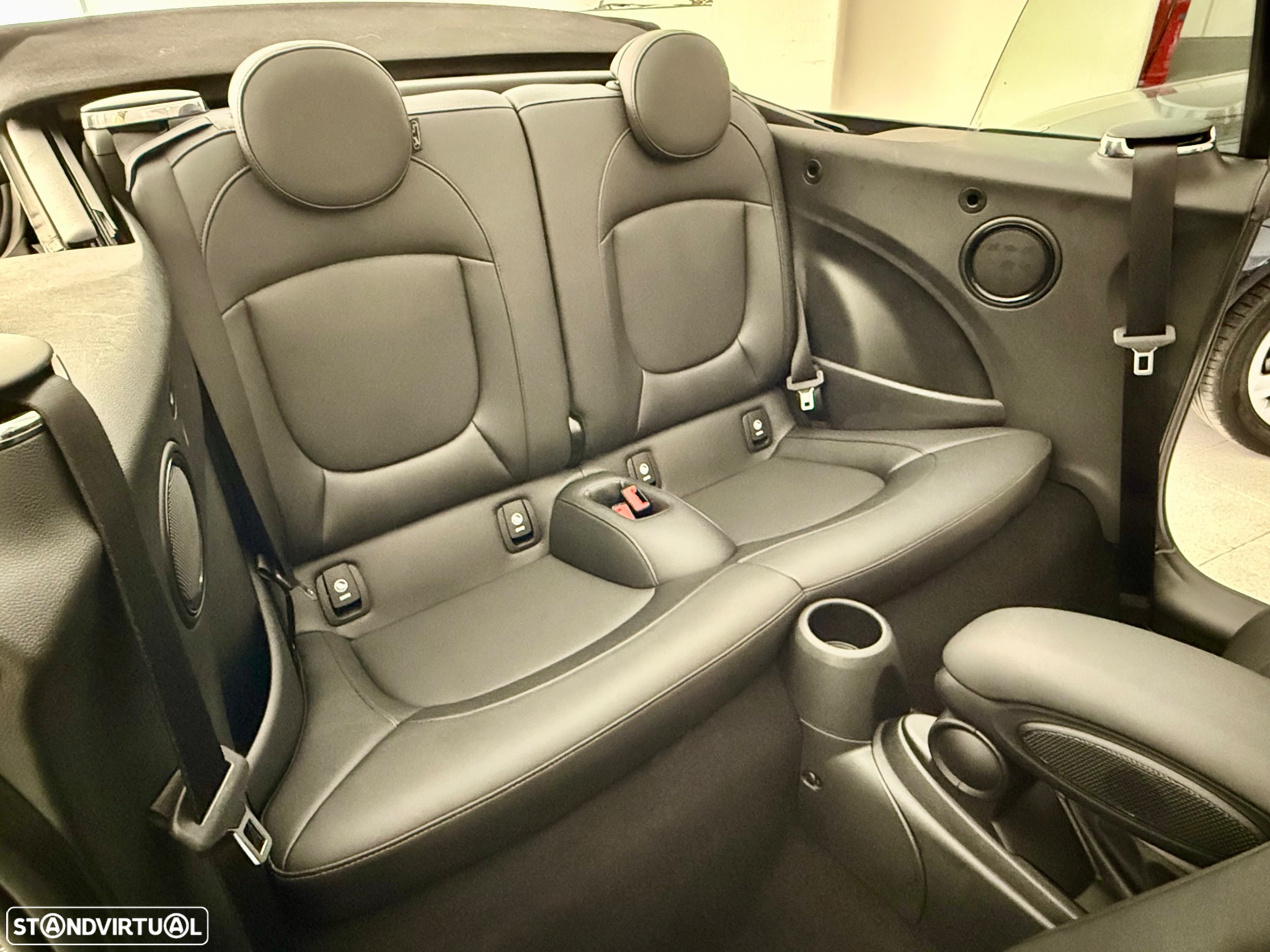 MINI Cabrio Cooper Sport Edition Auto - 18