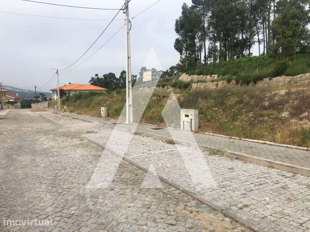 Lotes para Venda - Castelões, Guimarães - Grande imagem: 2/13