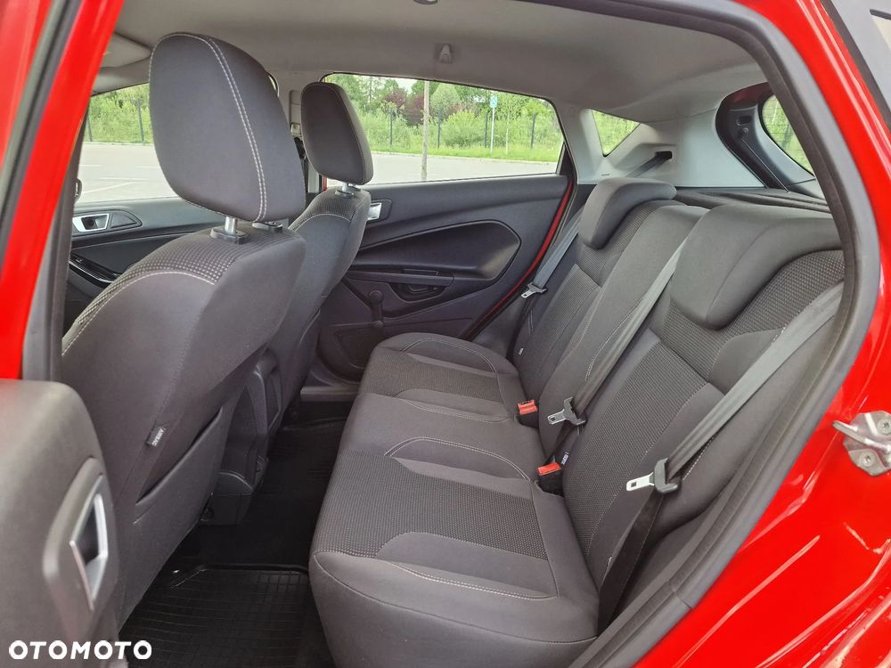 Ford Fiesta - 10