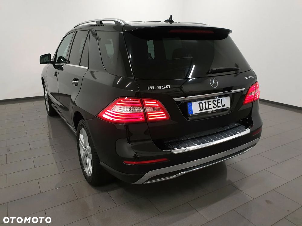 Mercedes-Benz ML 350 BlueTec 4-Matic - 33