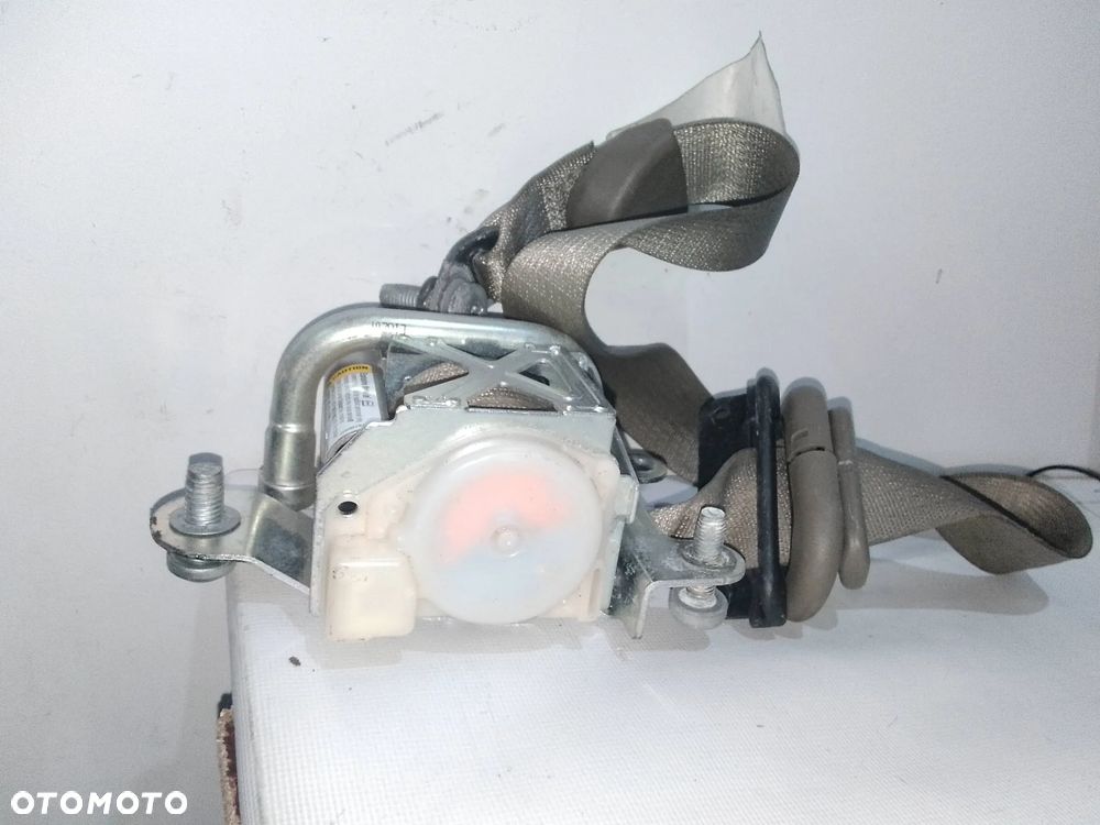 Pas bezpieczeństwa lewy Fisker Karma C131148101102 - 1