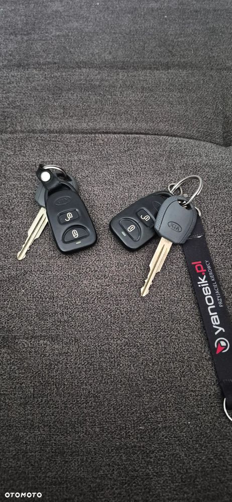 Kia Sportage 2.0 Tour 2WD - 22