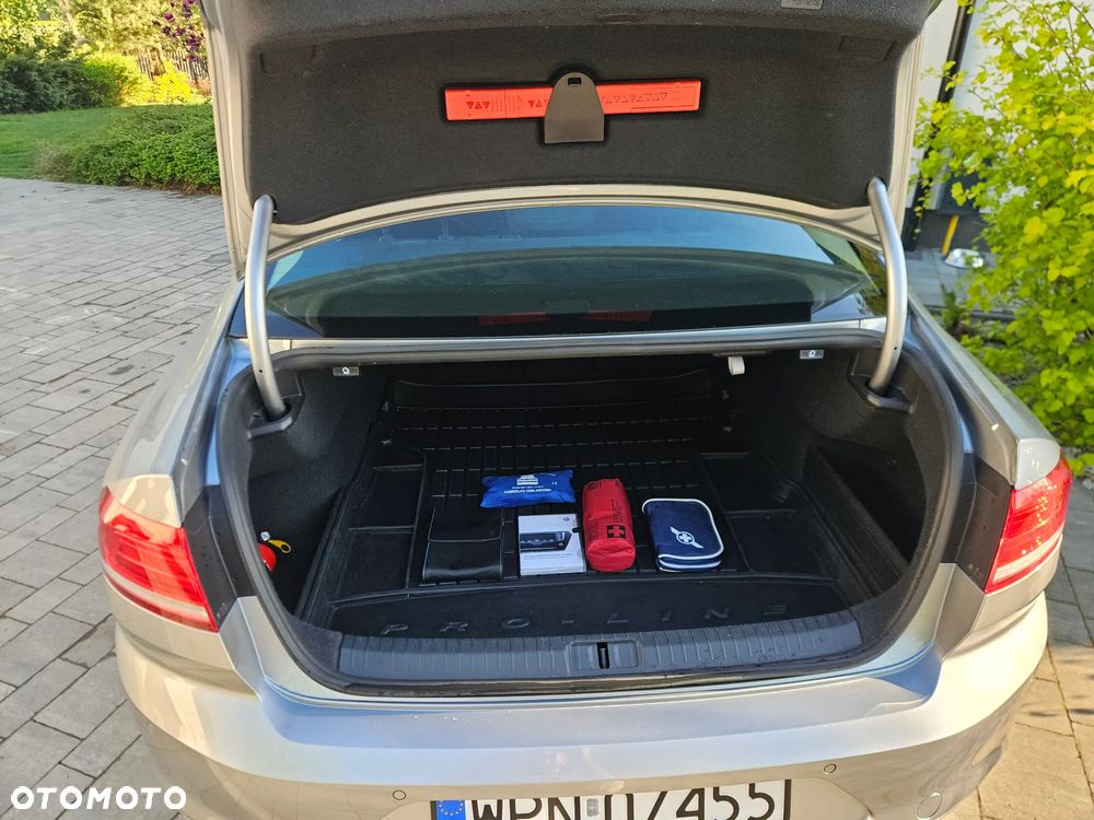 Volkswagen Passat 2.0 TDI SCR Comfortline DSG - 20