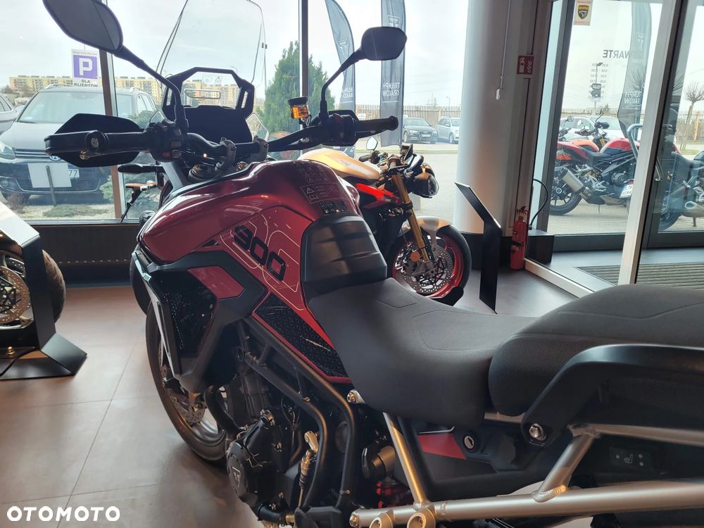 Triumph Tiger - 4
