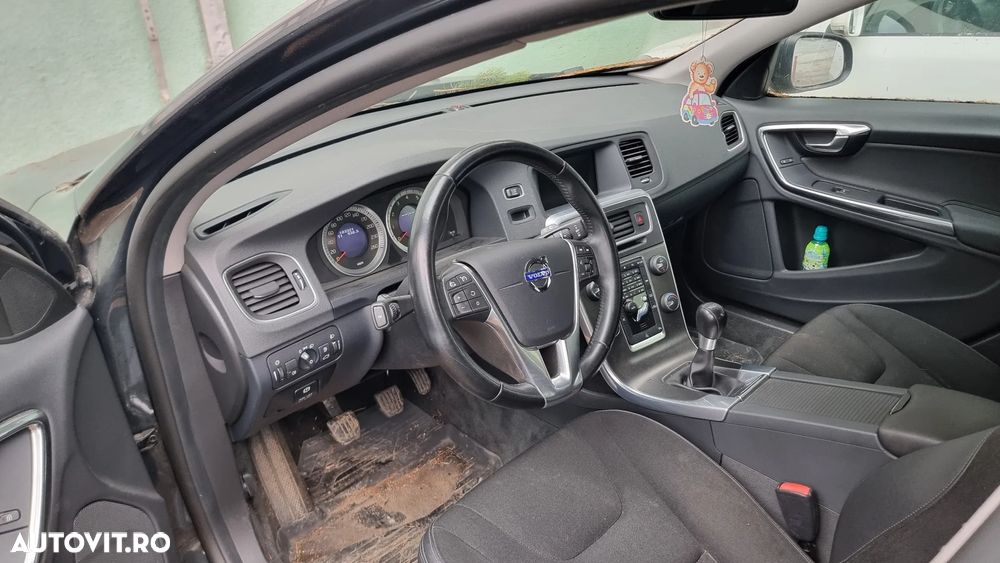 Volvo V60 T4 - 6