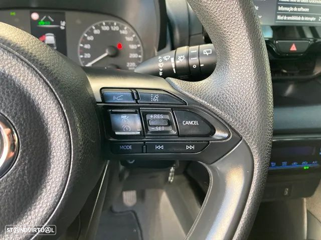 Toyota Yaris 1.5 HDF Premier Edition - 14