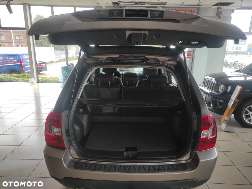 Kia Sportage 2.0 2WD Attract - 8