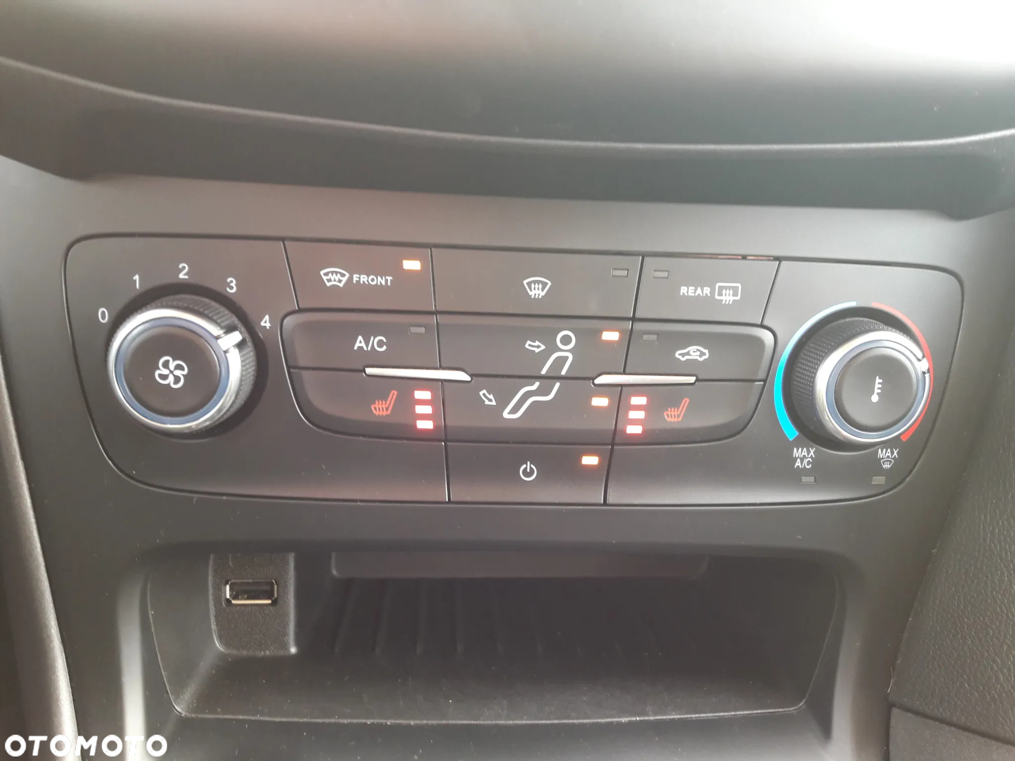 Ford Focus 1.0 EcoBoost Edition - 16