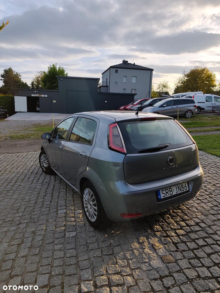 Fiat Punto - 10