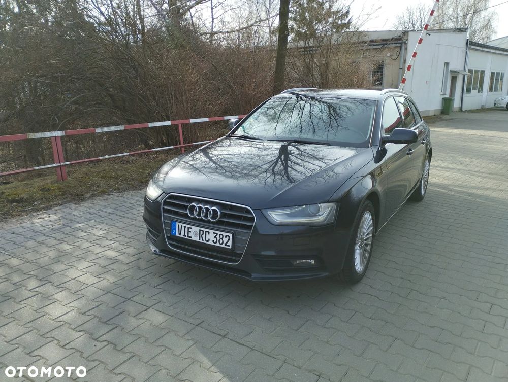 Audi A4 Avant 2.0 TDI e DPF S line Sportpaket - 9