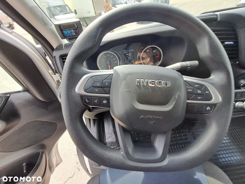 Iveco Daily 50C16  | 3.0 | Bliźniak 8 EP   | Niski przebieg | Winda | Zasilanie zewnętrzne | - 18