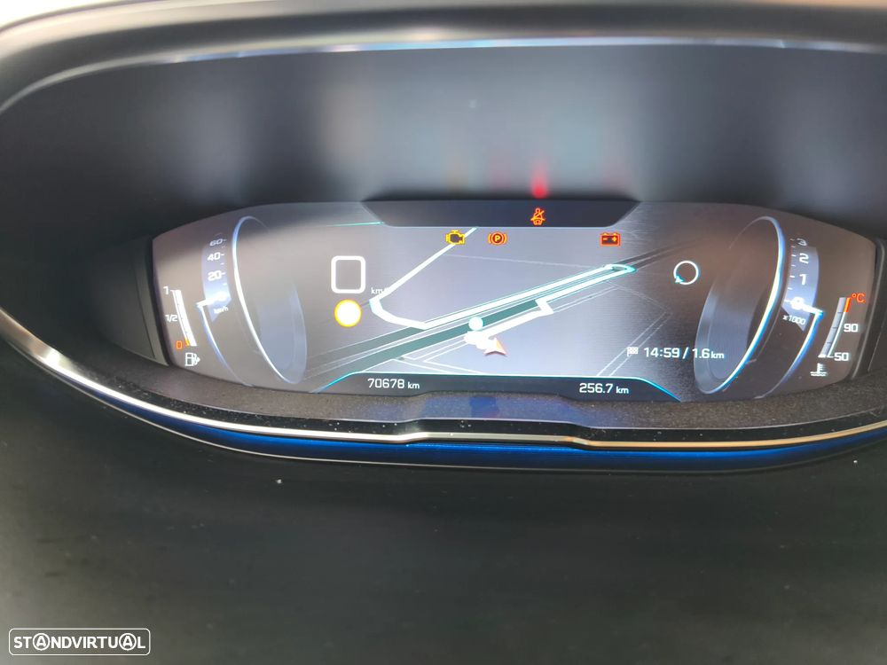 Peugeot 5008 - 14