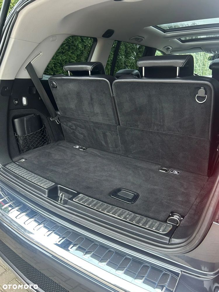Mercedes-Benz GL - 9