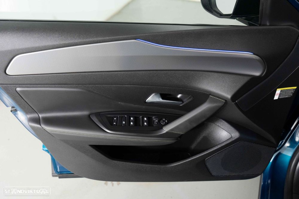 Peugeot 408 1.6 Hybrid GT e-EAT8 - 22