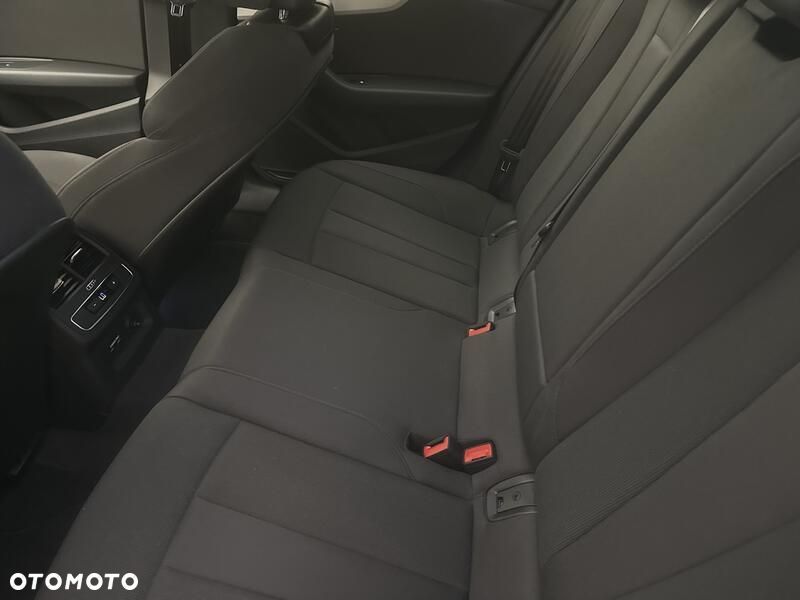 Audi A4 Limousine 40 TDI mHEV Quattro S tronic - 20