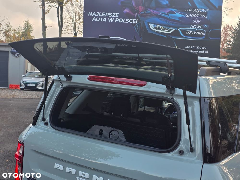Ford Bronco - 29