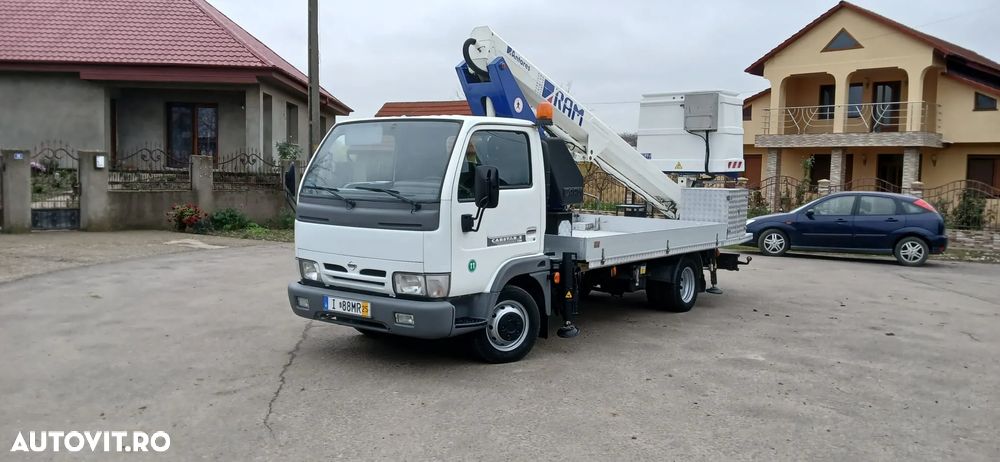 Nissan E120 Autospeciala cu Nacela PRB - 2