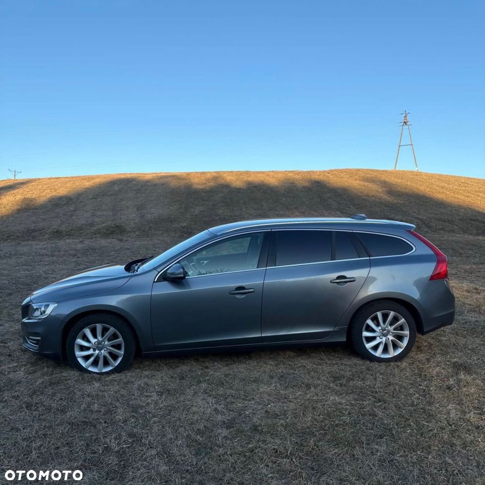 Volvo V60 D3 Summum - 3