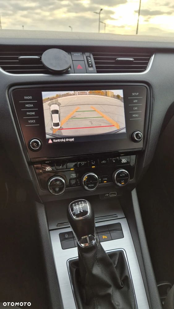 Skoda Octavia 1.6 TDI SCR Ambition - 8