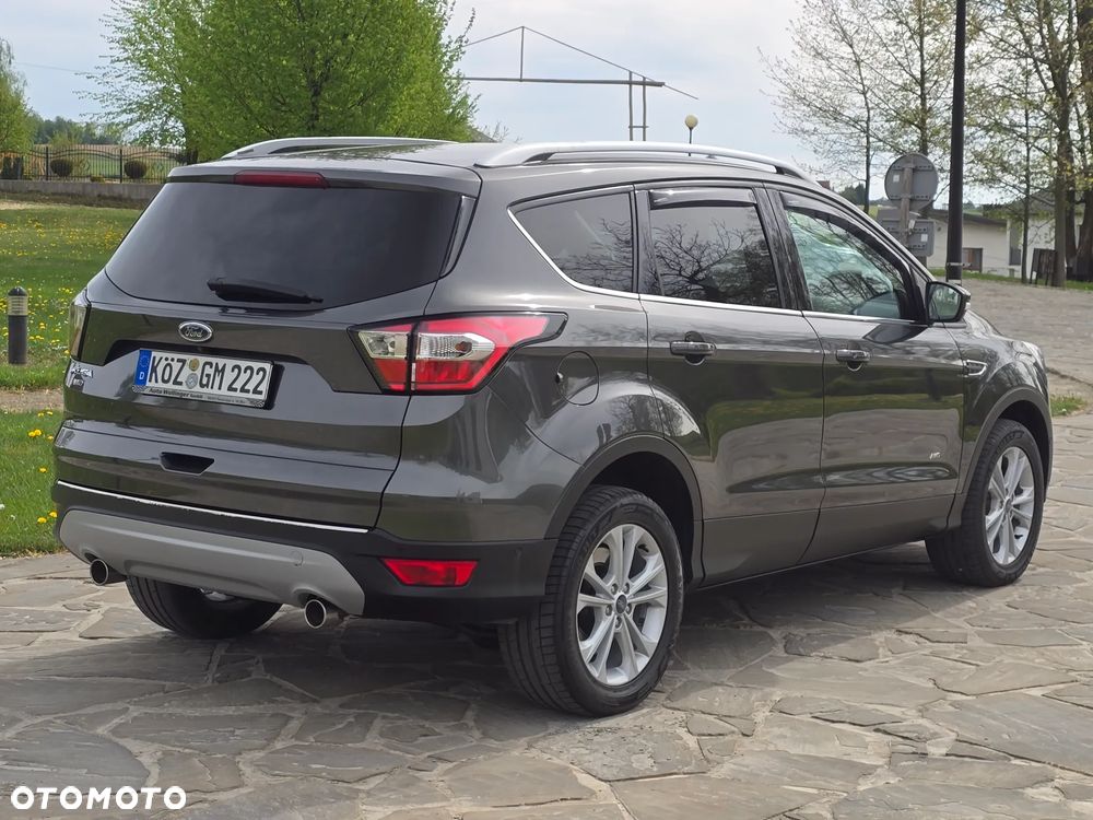 Ford Kuga 2.0 TDCi 4x4 Titanium - 11