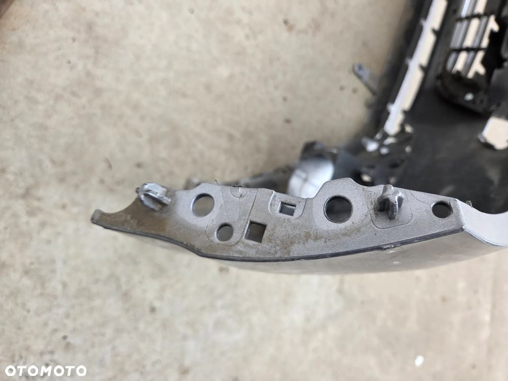 Zderzak przedni Peugeot 208 LIFT - 3