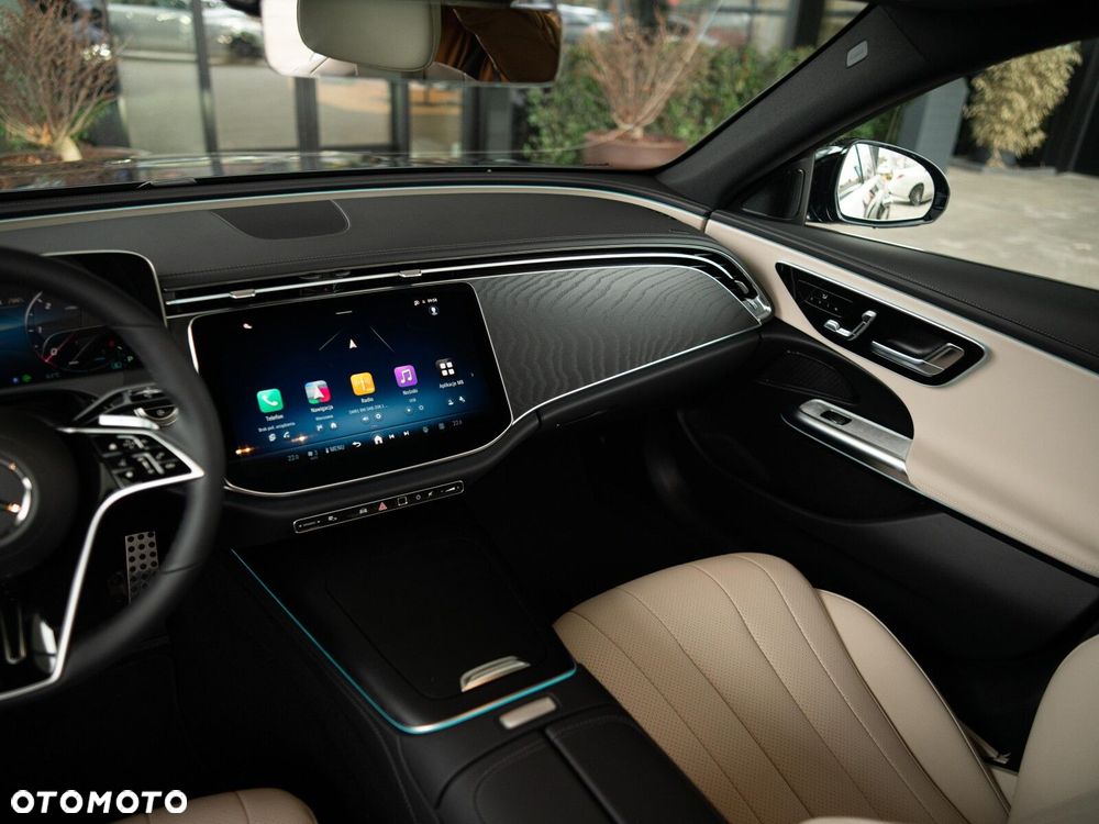 Mercedes-Benz Klasa E - 15