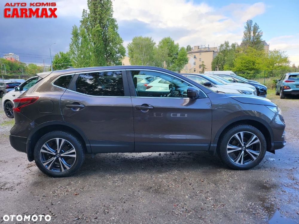 Nissan Qashqai - 9