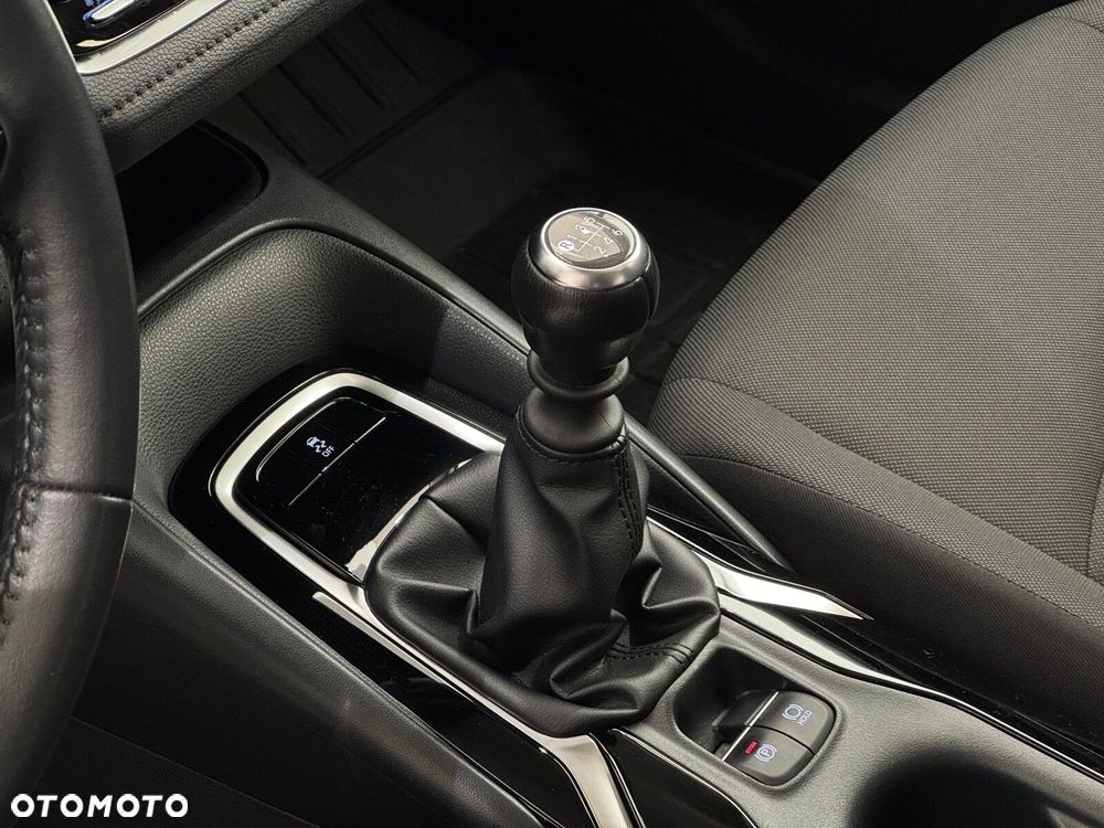 Toyota Corolla 1.5 Comfort - 9