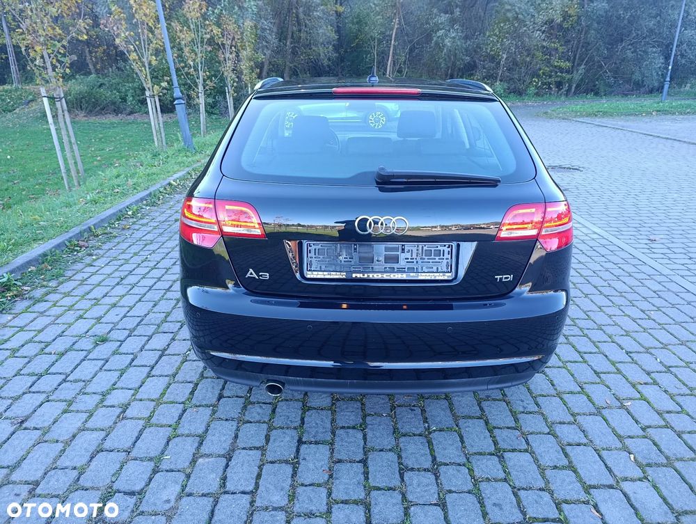 Audi A3 Sportback 1.6 TDI Attraction - 9