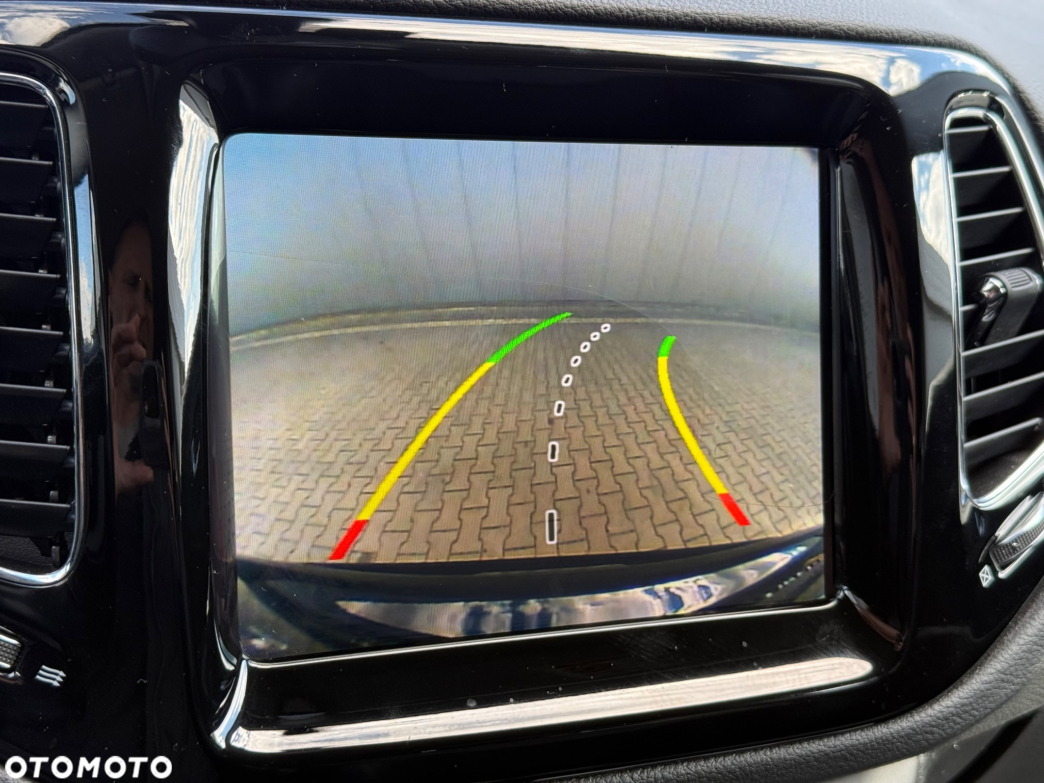 Jeep Compass - 22