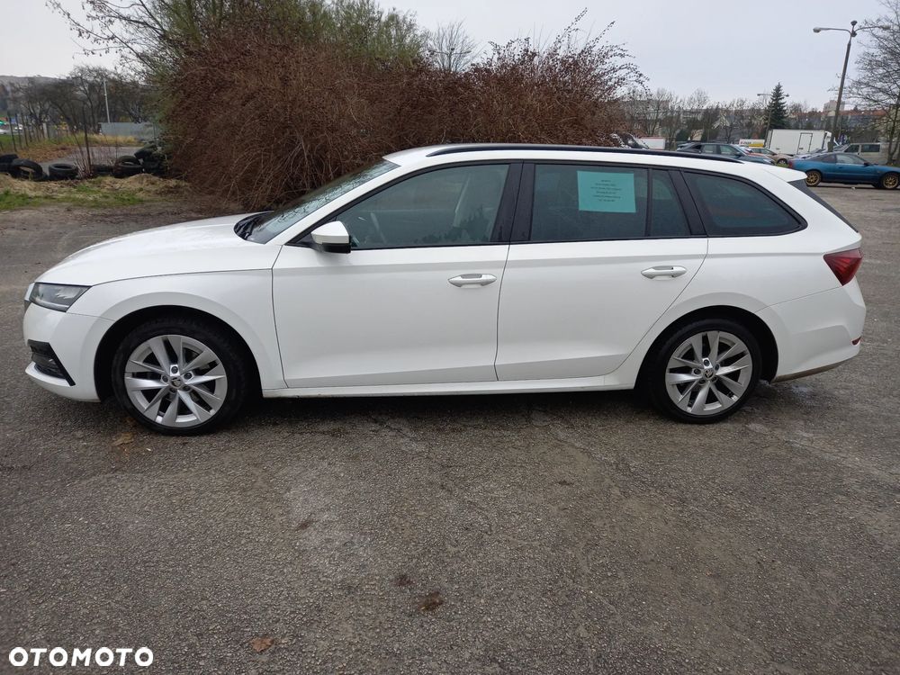 Skoda Octavia 2.0 TDI Ambition DSG - 4