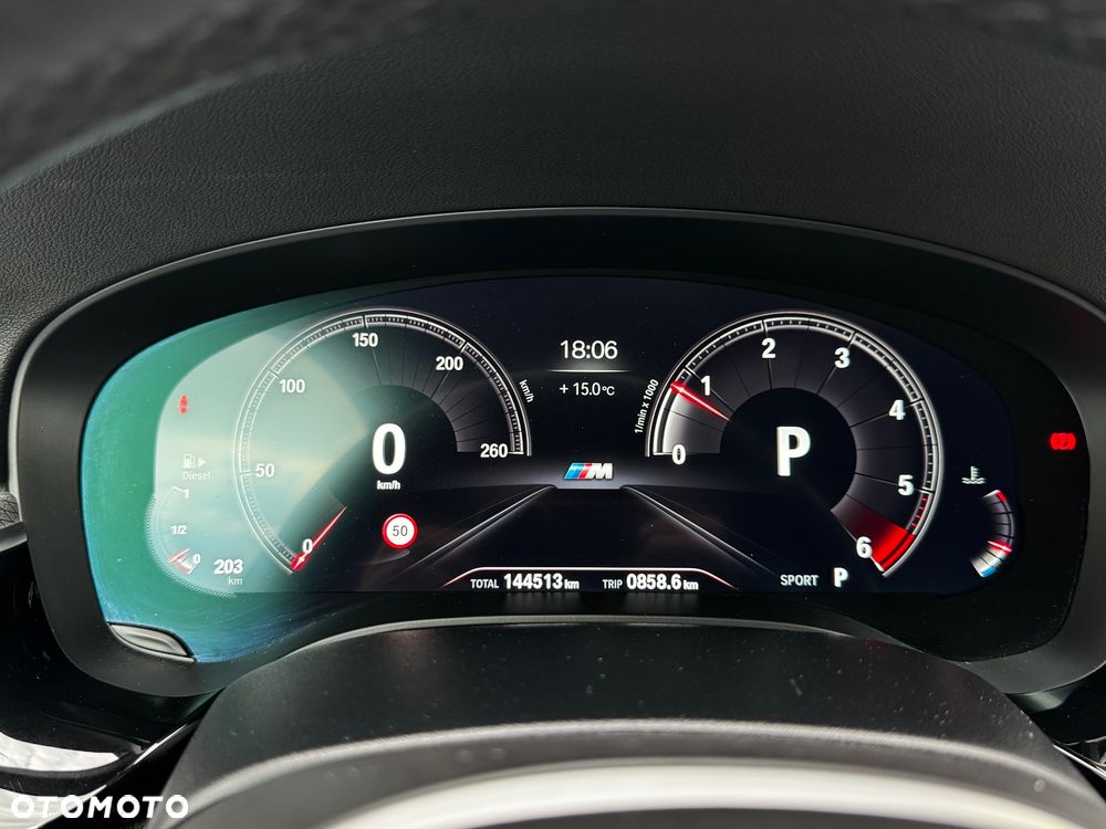 BMW Seria 5 520d xDrive M Sport sport - 29