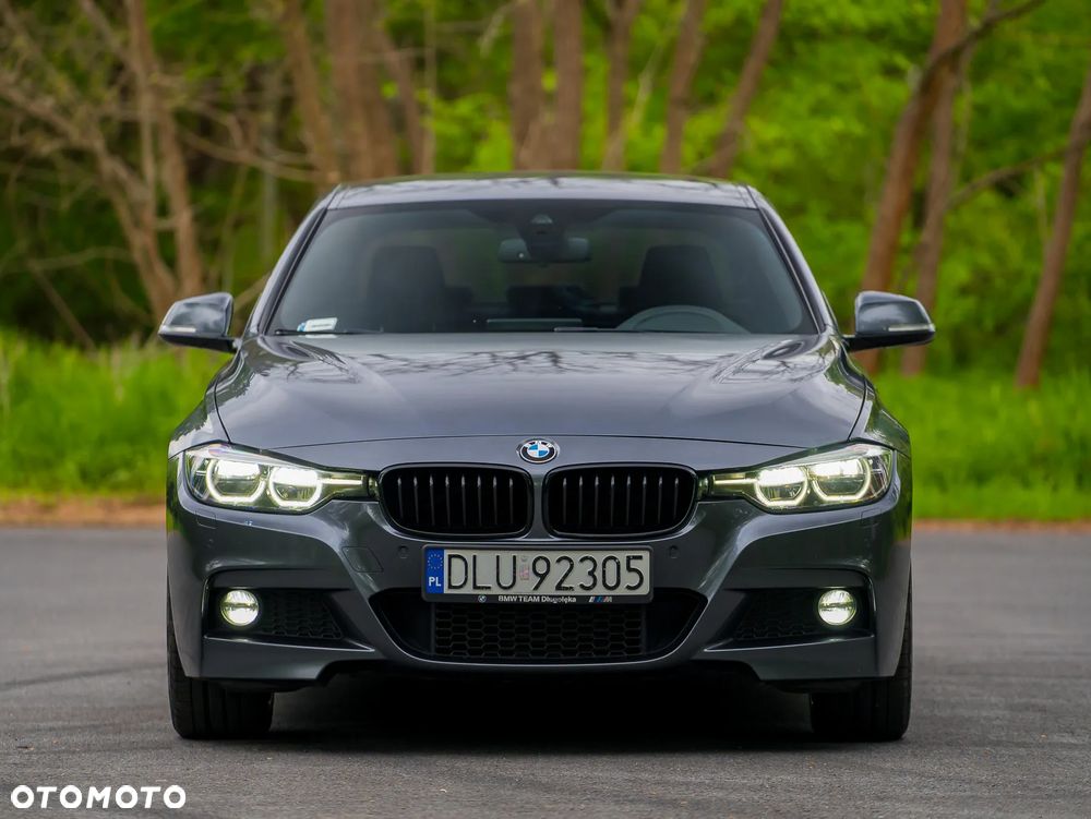 BMW Seria 3 320d M Sport Shadow - 2