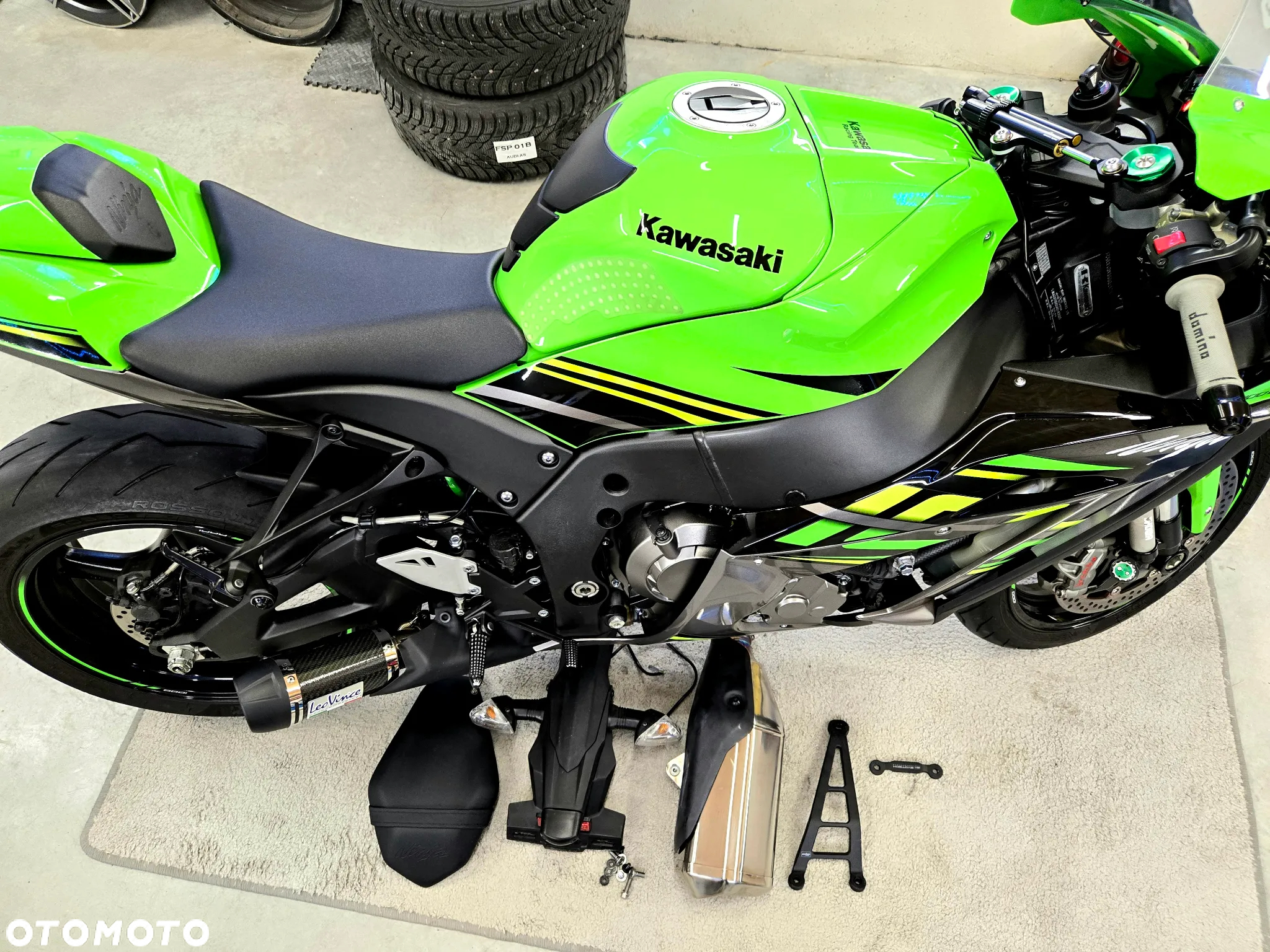 Kawasaki ZXR - 14