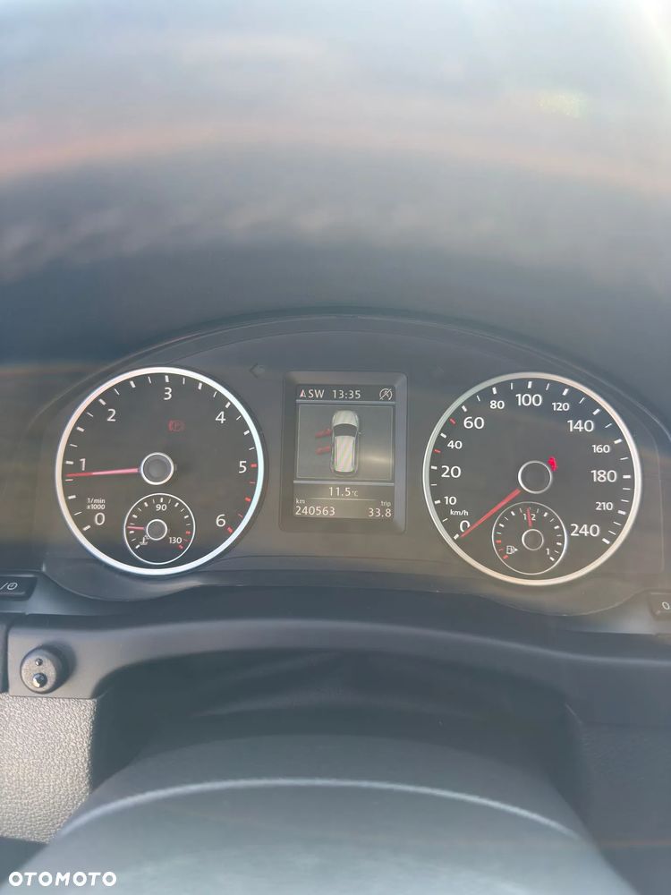 Volkswagen Tiguan 2.0 TDI 4Mot R-Style - 11