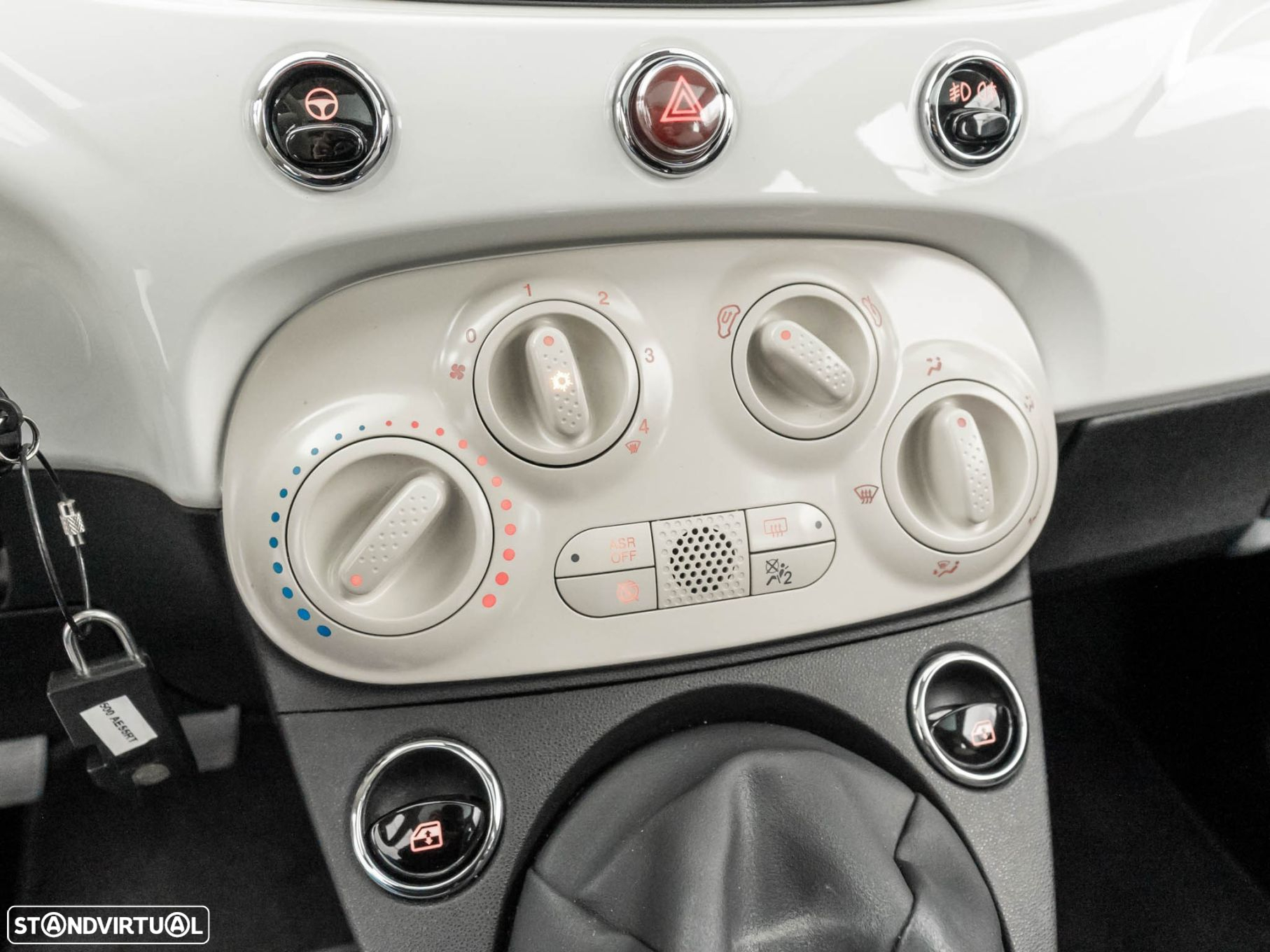 Fiat 500 1.0 Hybrid Lounge - 28