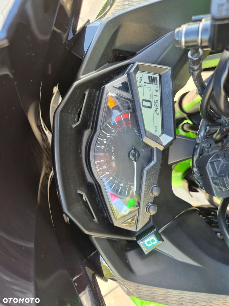 Kawasaki Ninja 300 ABS - 15