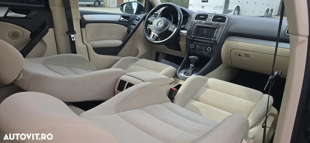 Volkswagen Golf 1.4 TSI BlueMotion Technology DSG Highline - 12