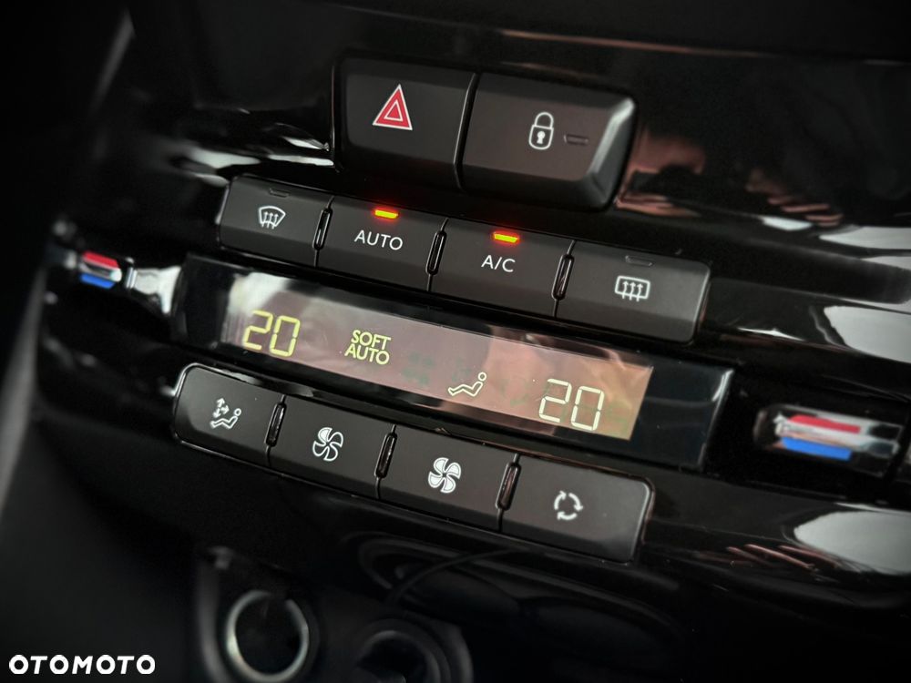 Peugeot 2008 PureTech 110 Stop&Start Allure - 21