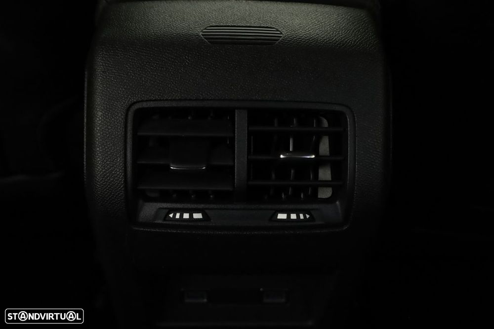 DS DS4 1.2 PureTech Rivoli EAT8 - 21