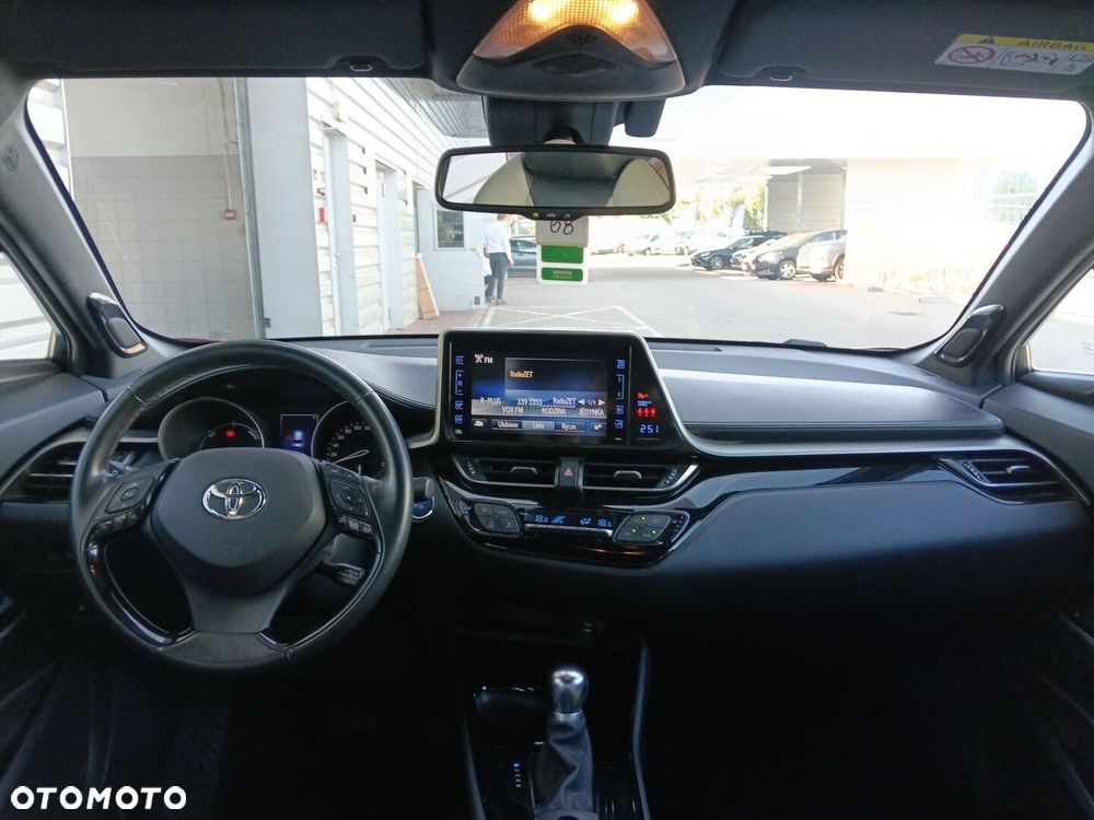 Toyota C-HR 1.8 Hybrid Selection - 2