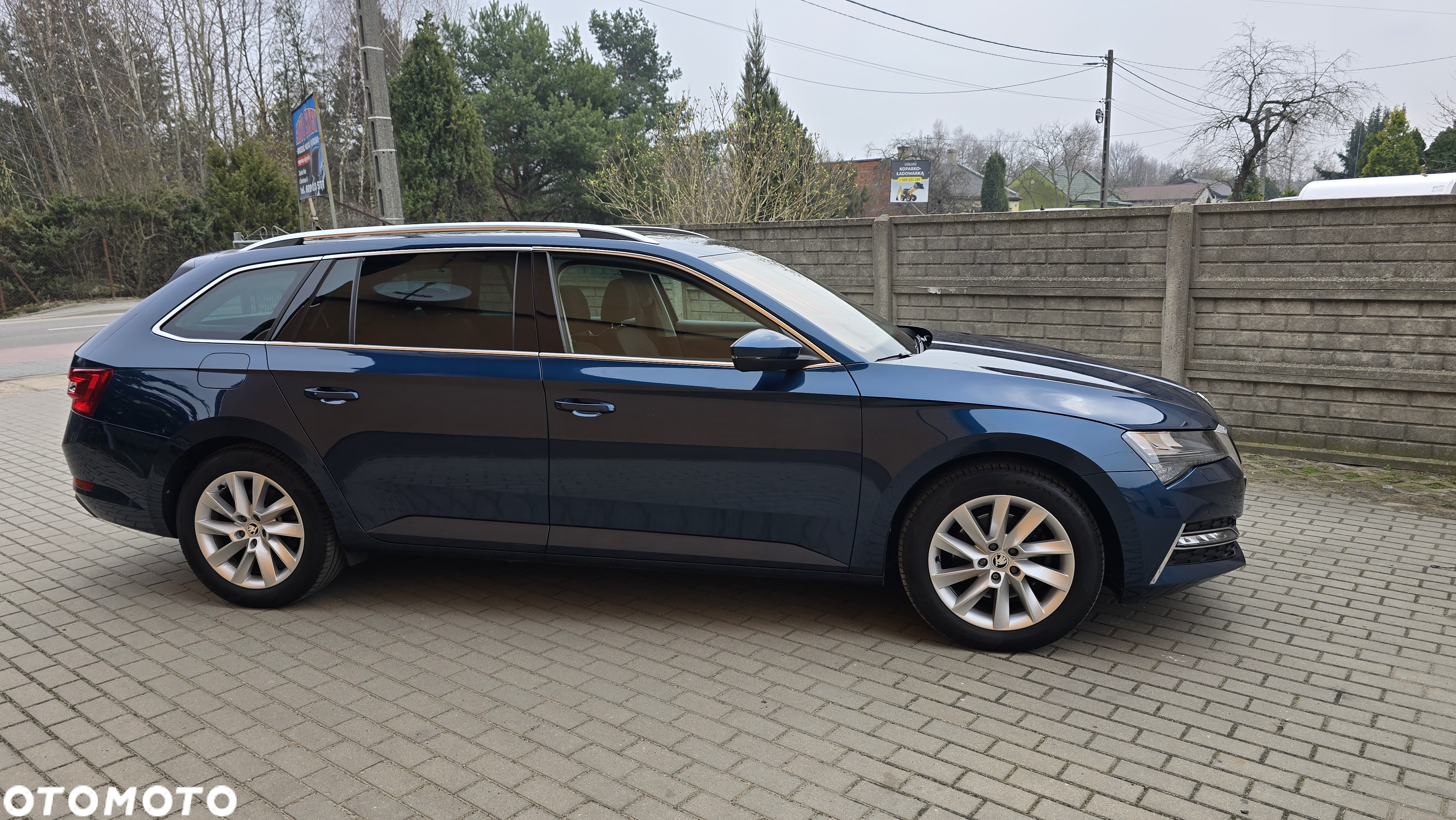Skoda Superb 1.4 TSI ACT DSG SportLine - 11