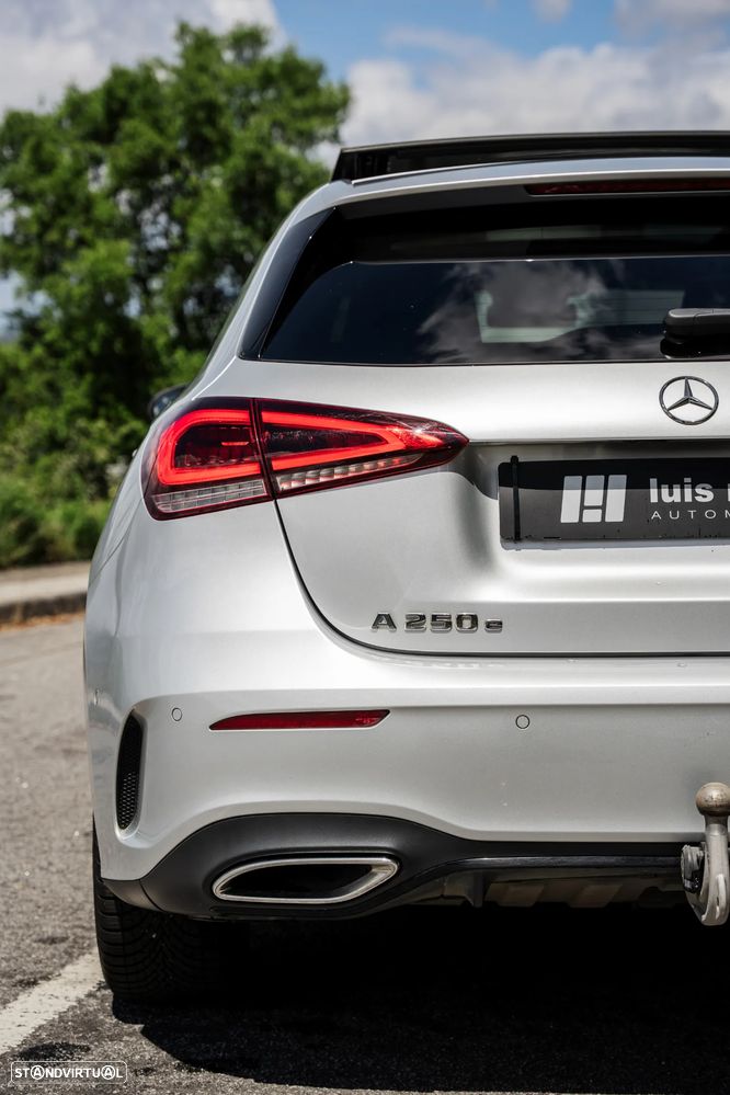 Mercedes-Benz A 250 e 8G-DCT AMG Line - 18