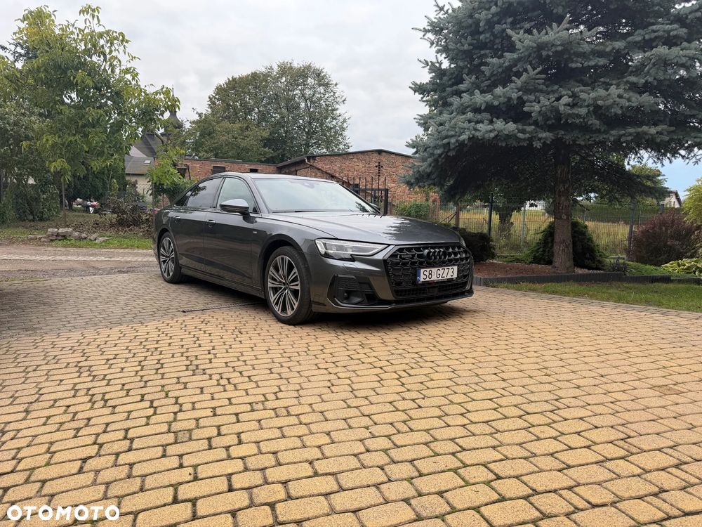 Audi A8 60 TFSI e Quattro Tiptr - 1